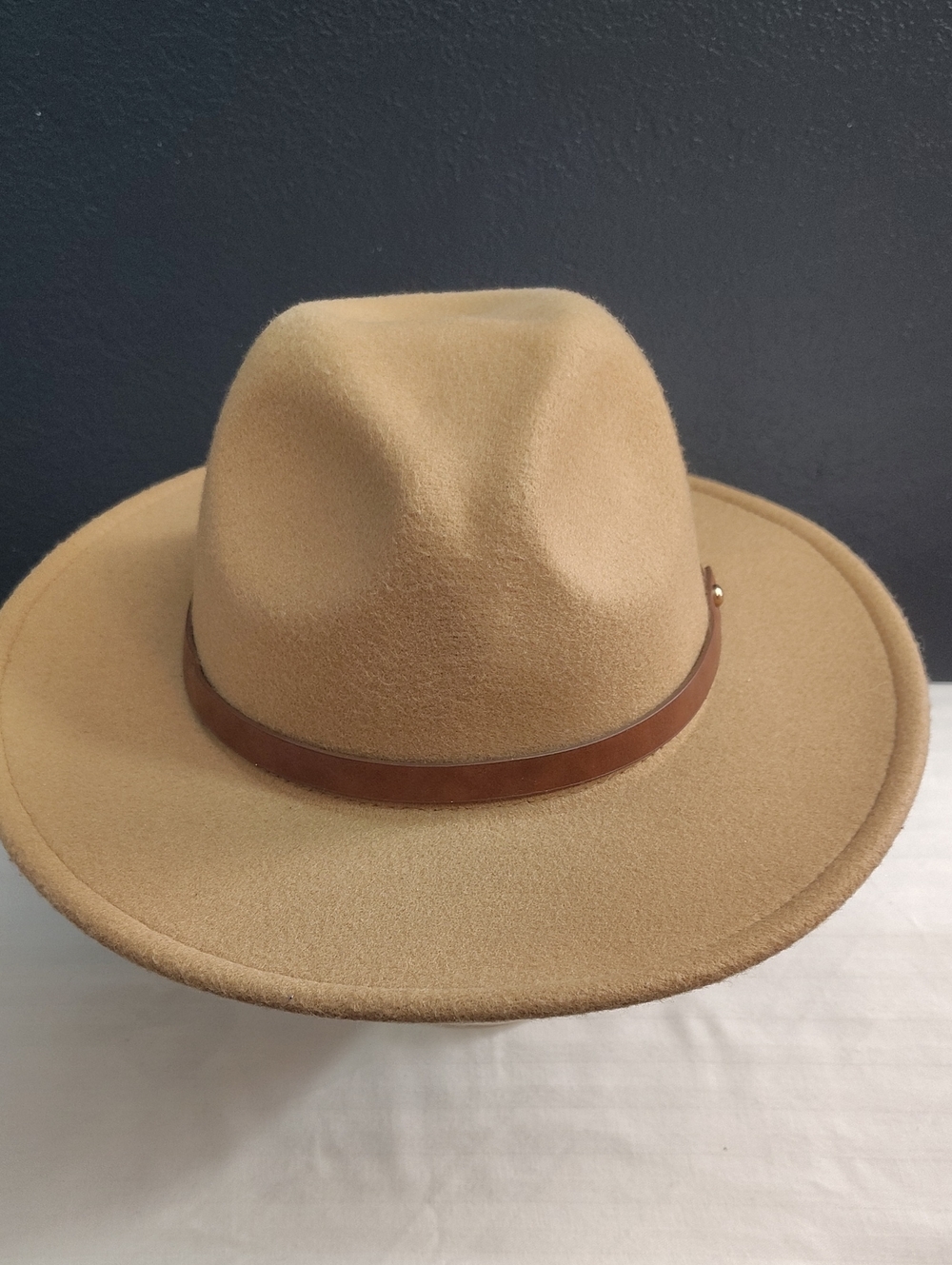 Melrose and Market Camel Tan Wide Brim Felt Fedora Hat Excellent Condition